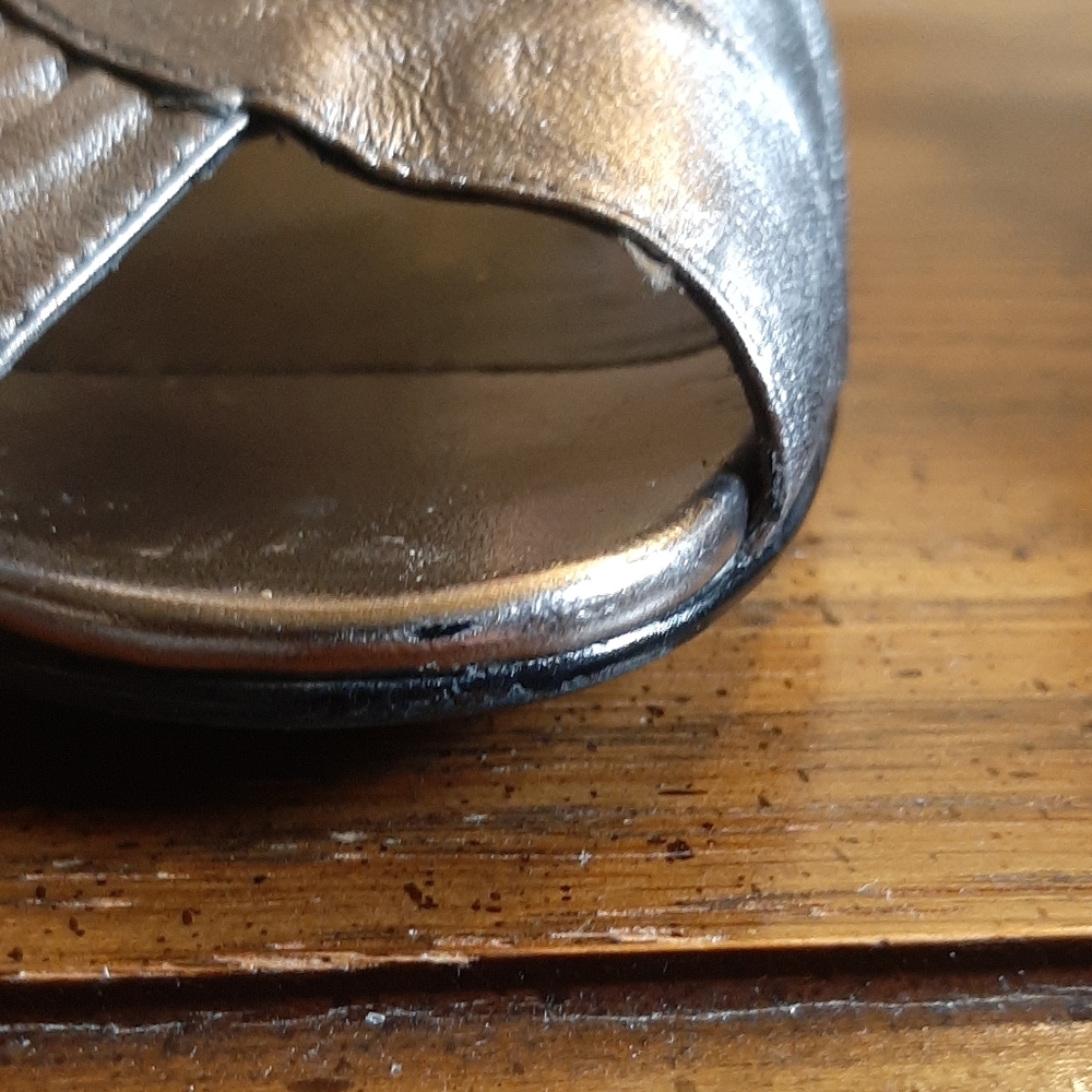 1/2 PRICE🔻Moda Spana Metallic Peep Toe Shoes - Picture 13 of 13